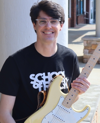 Dr. Thiago Bottega Drums Teacher, Bass Teacher, Guitar Teacher, Keyboard Teacher